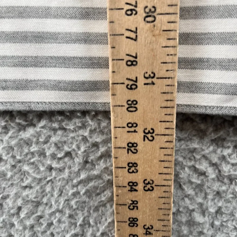 Banana republic button down shirt mens large gray white stripe NEW